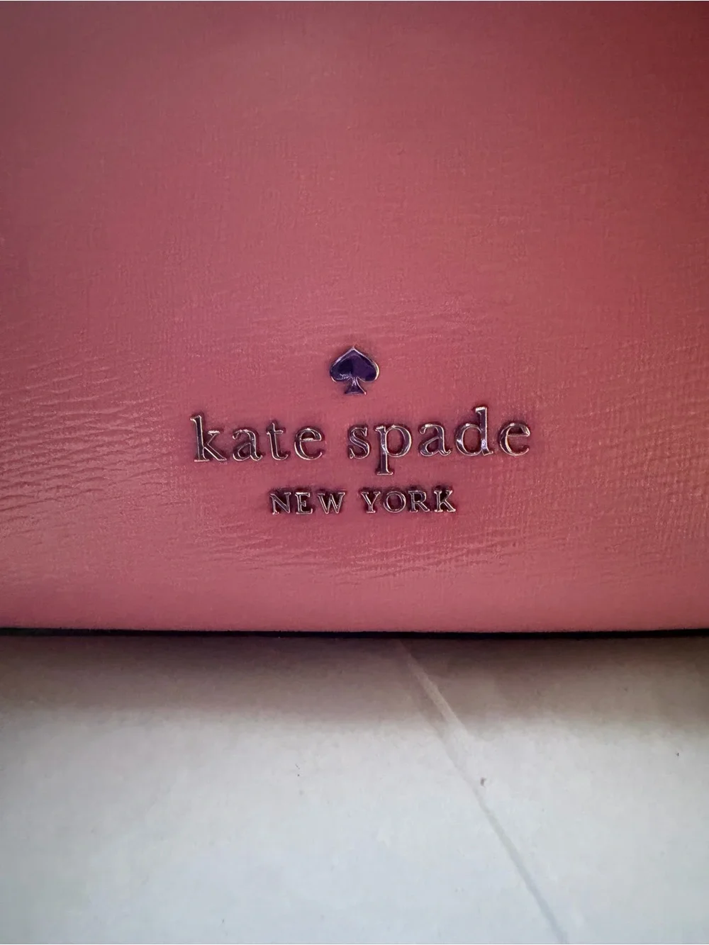 kate spade Margot Textured Leather Med Convertible Crossbody in Grapefruit Pink